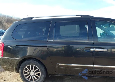 2011 Kia Sedona Ex z USA, uszkodzony, nr VIN KNDMH4C70B6387112